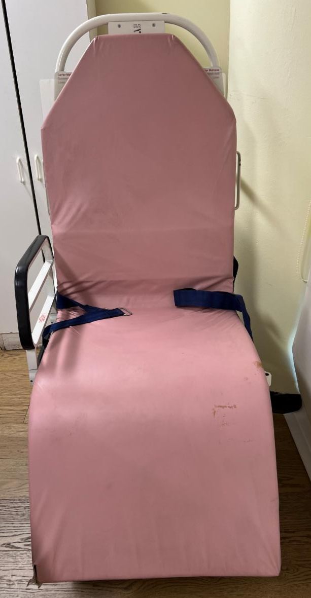 Wy'East Medical TotaLift II Transfer/Transport Chair