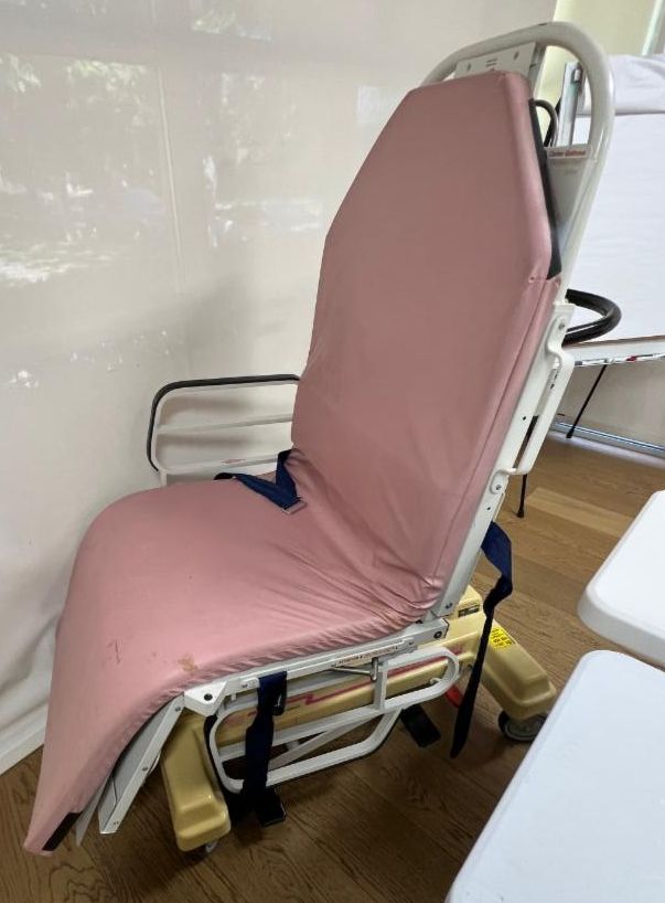Wy'East Medical TotaLift II Transfer/Transport Chair